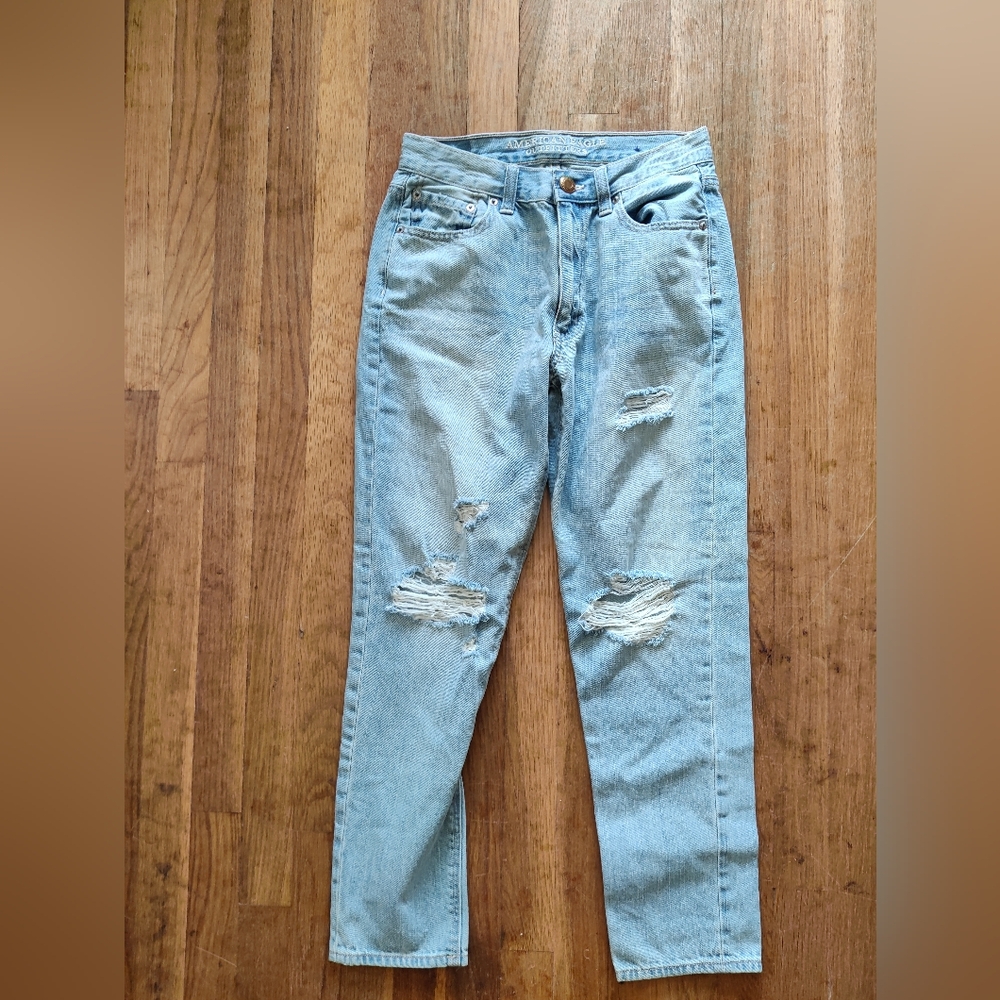 AEO Vintage hi-rise Distressed Jeans 4 Regular